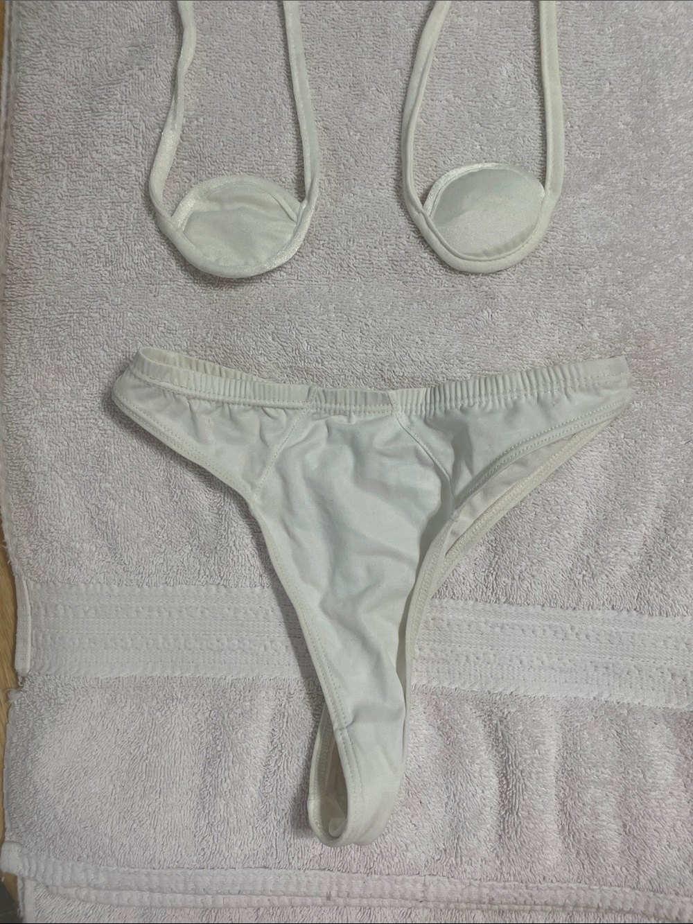 Gilligan & O'Malley White Women Swim Bikini Bottom and Top Pads